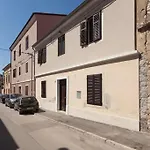 Apartment Toni
